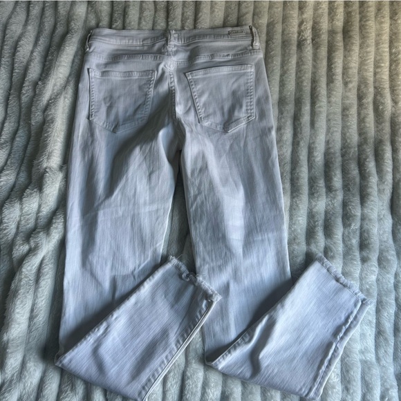 Sneakpeek Women’s US9 White Mid Rise Distressed Jeans - Picture 10 of 14
